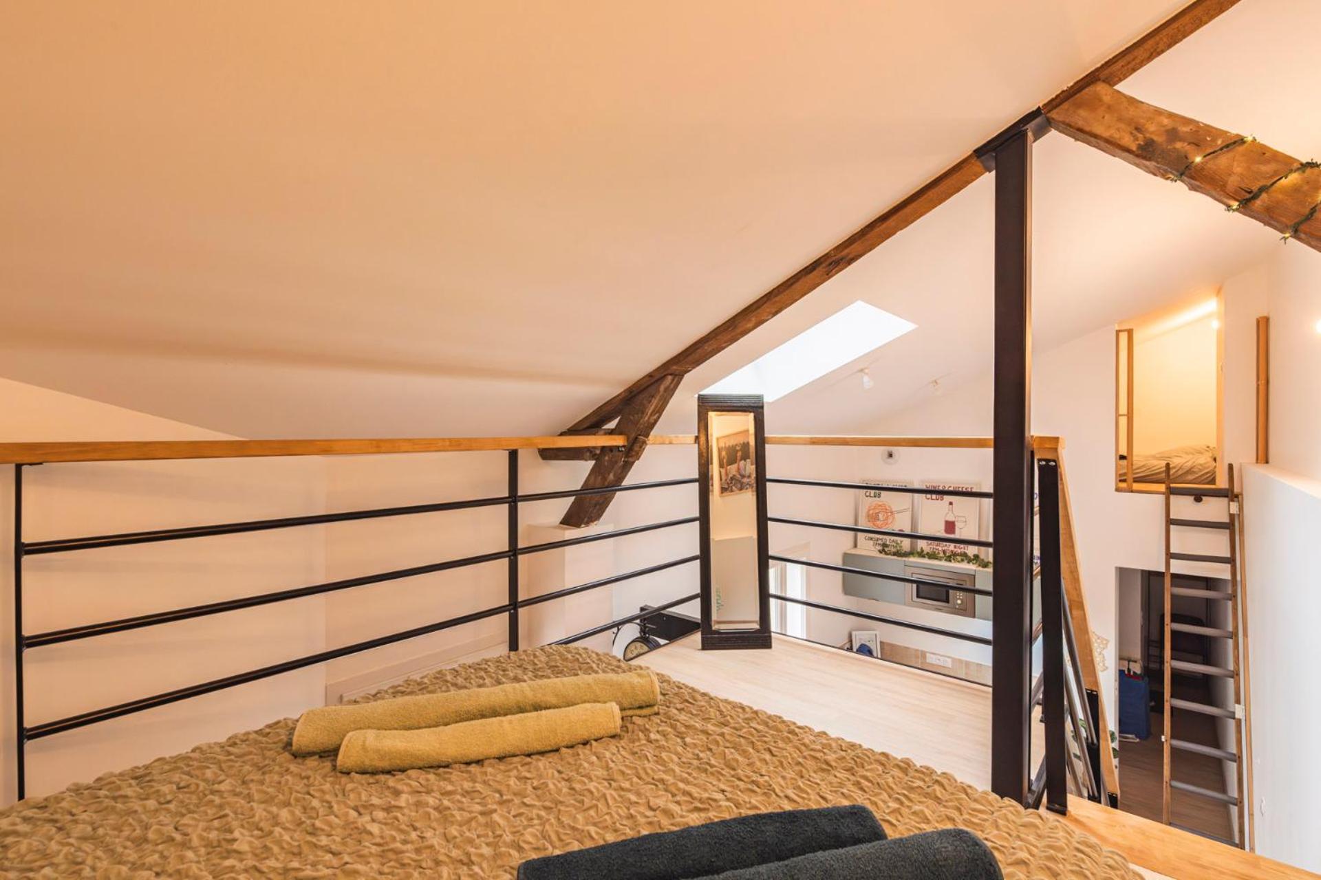 Loft Type Industriel Appartement Reims